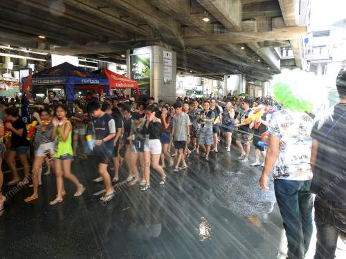 THA02_13042017_SONGKRAN