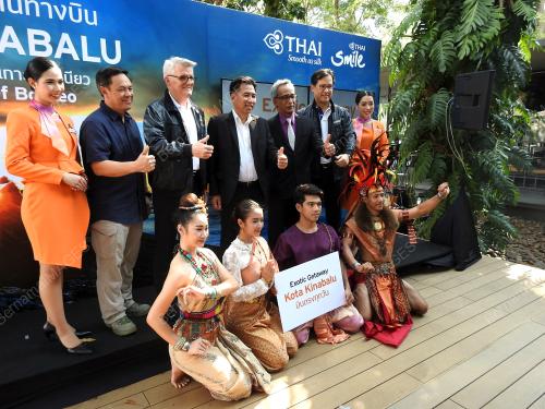 THA02_14032017_THAI_SMILE