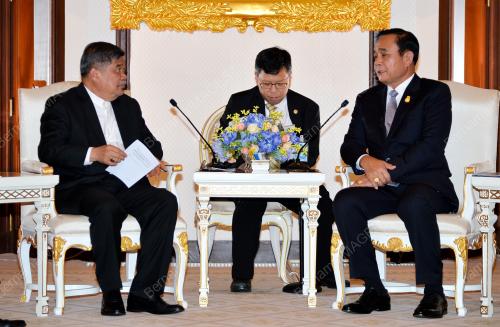 THA02_21112018_KUNJUNGAN