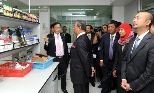 THA02_22082013_MUHYIDDIN_LAWAT