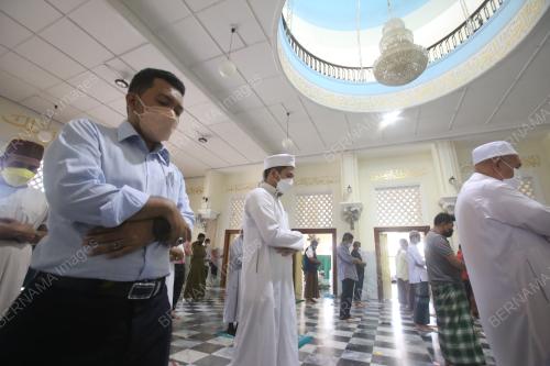 SOLAT HAJAT