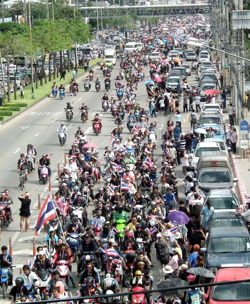 THA02_27112013_THAI_PROTEST