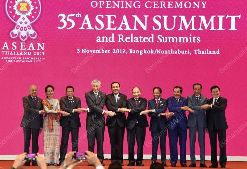 THA03_03112019_PM-ASEAN_SUMMIT