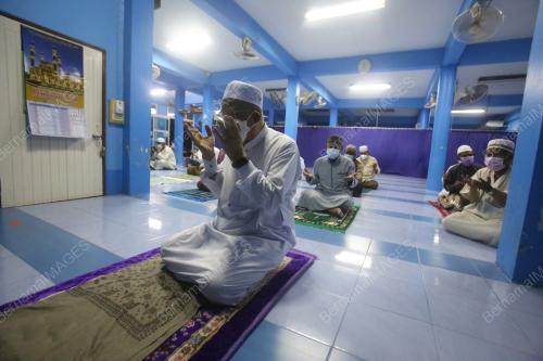 SOLAT HAJAT DI PATTANI