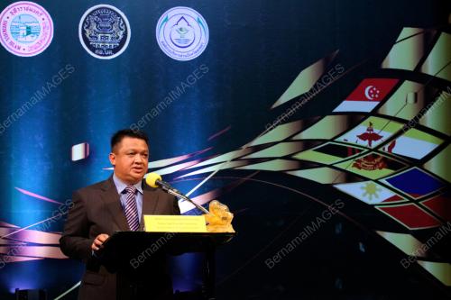 THA03_15092011_HALAL