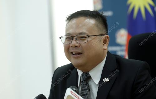 BONG YIK JUI