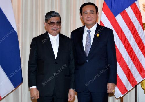 THA03_21112018_KUNJUNGAN