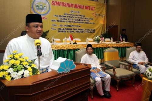 THA03_30012016_SIMPOSIUM_MEDIA