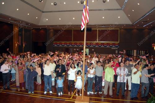 MALAYSIAN CELEBRATING MERDEKA IN THAILAND