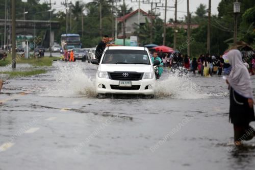 THA04_01122017_BANJIR