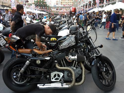 THA04_04022017_MOTORBIKE