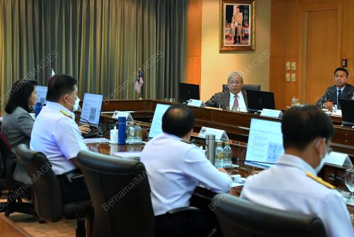 TAN SRI ANNUAR MUSA