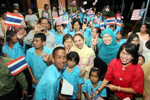 THA05_16022002_RAJA_PUAN_MUDA