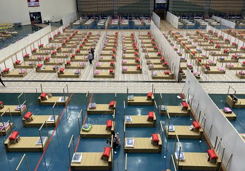 EMPTY BEDS AT A FIELD HOSPITAL