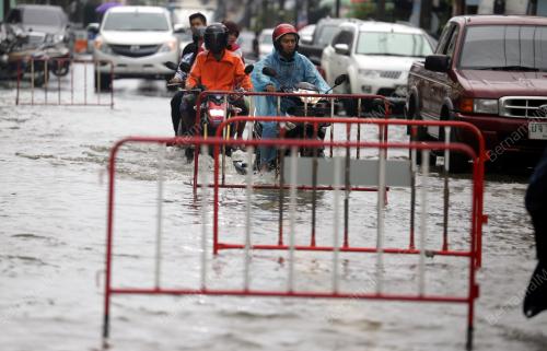 THA06_01122017_BANJIR