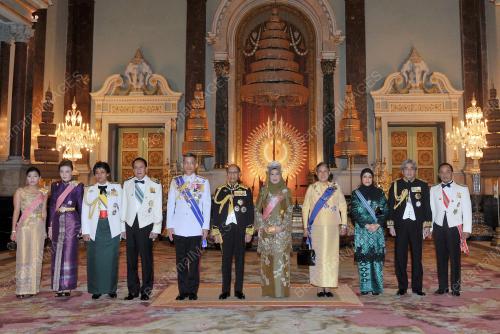 THA06_03092013_AGONG