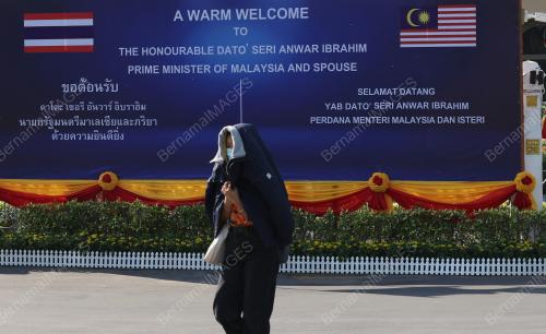 LAWATAN PM KE THAILAND