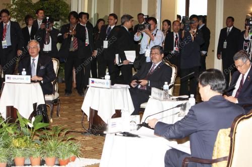 SIDANG KEMUNCAK ASIA KE-15