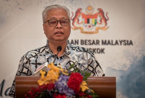 DATUK SERI ISMAIL SABRI YAAKOB