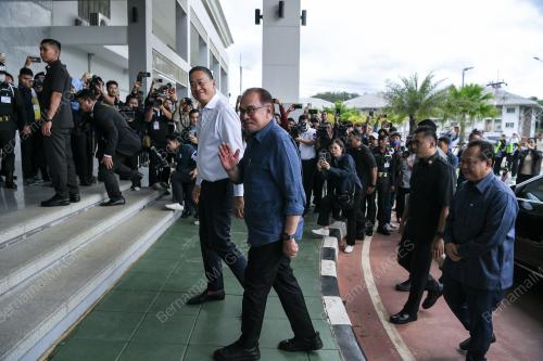 DATUK SERI ANWAR IBRAHIM