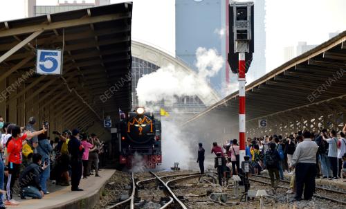 THAILAND-TRAIN