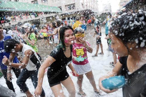 THA07_10042015_SONGKRAN