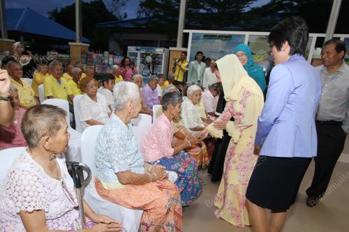 THA07_16022002_RAJA_PUAN_MUDA