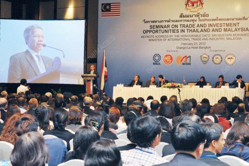 THA07_23022012_PERDAGANGAN