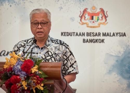 DATUK SERI ISMAIL SABRI YAAKOB