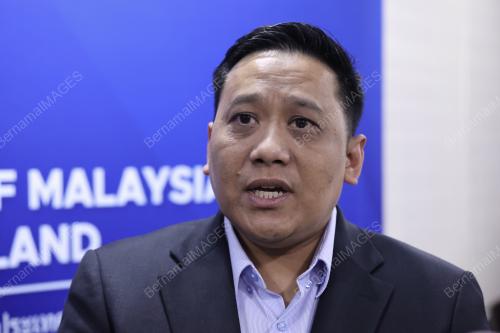AHMAD FAHMI AHMAD SARKAWI
