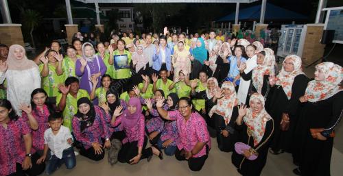 THA08_16022002_RAJA_PUAN_MUDA