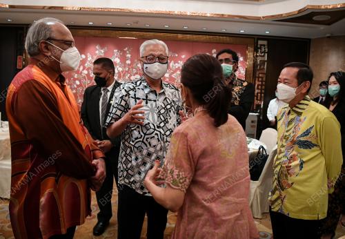 DATUK SERI ISMAIL SABRI YAAKOB