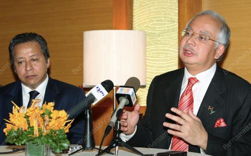 MOHD NAJIB TUN ABDUL RAZAK