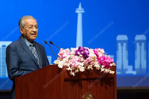 THA14_25102018_UNIVERSITI