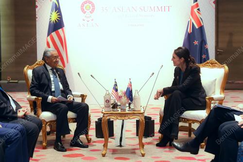 THA16_03112019_PM-ASEAN_SUMMIT