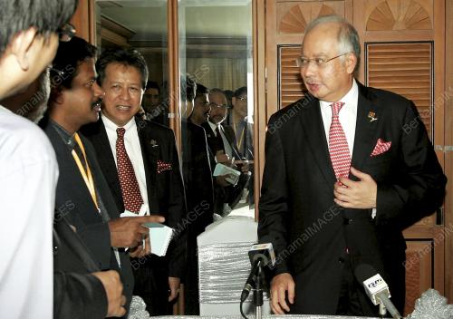 MOHD NAJIB TUN ABDUL RAZAK