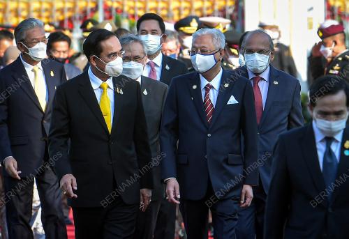DATUK SERI ISMAIL SABRI YAAKOB