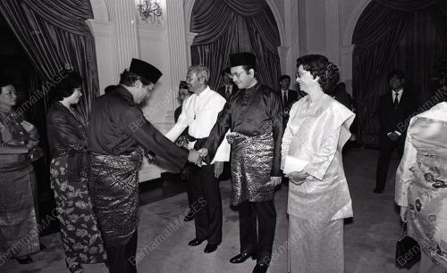 MAHATHIR MOHAMAD