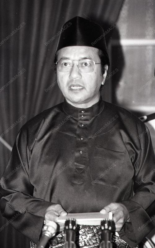 MAHATHIR MOHAMAD