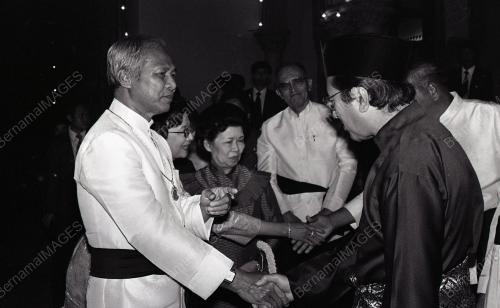 MAHATHIR MOHAMAD