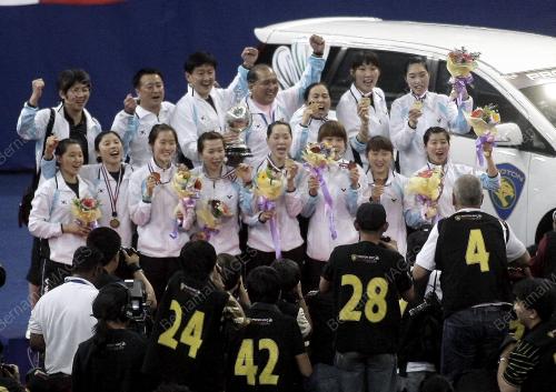 KEJOHANAN PIALA UBER