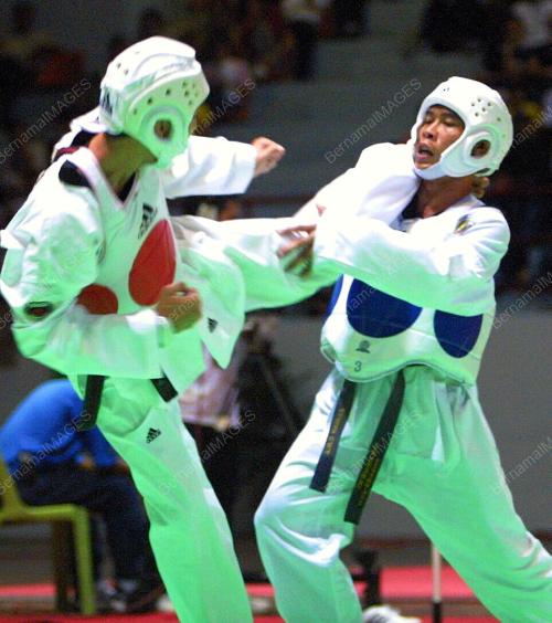 TK02-10_09_2001_TAEKWANDO_02022016