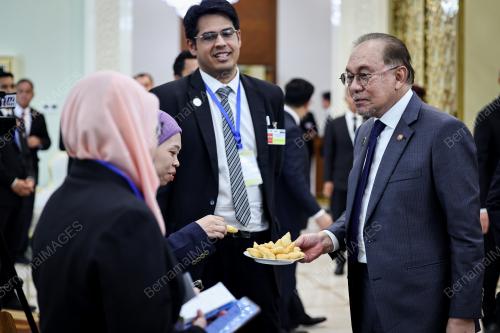 DATUK SERI ANWAR IBRAHIM
