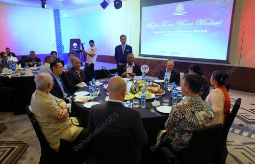 DATUK SERI ANWAR IBRAHIM