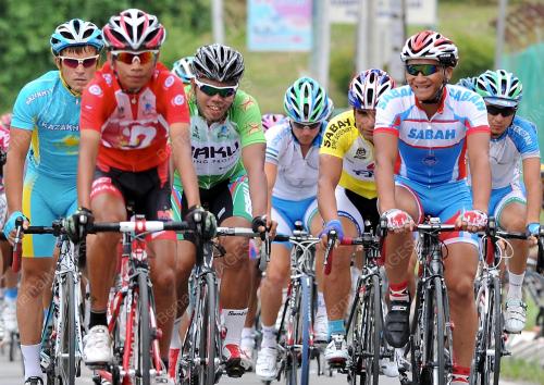 TOB01_20082013_BORNEO