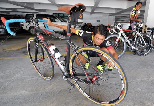 TOB03_17082013_BORNEO