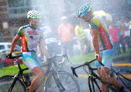 TOB04_29042012_TOUR_BORNEO