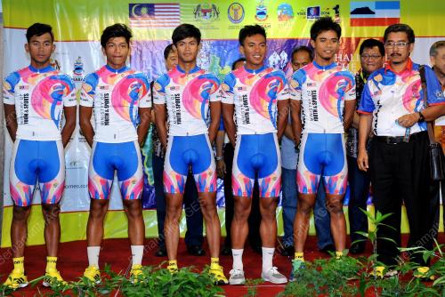 TOB09_17082013_BORNEO