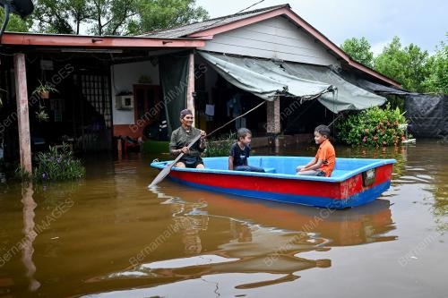 BANJIR DUNGUN