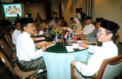 TR01-16_06_2000_TPM_BERBINCANG_08012016